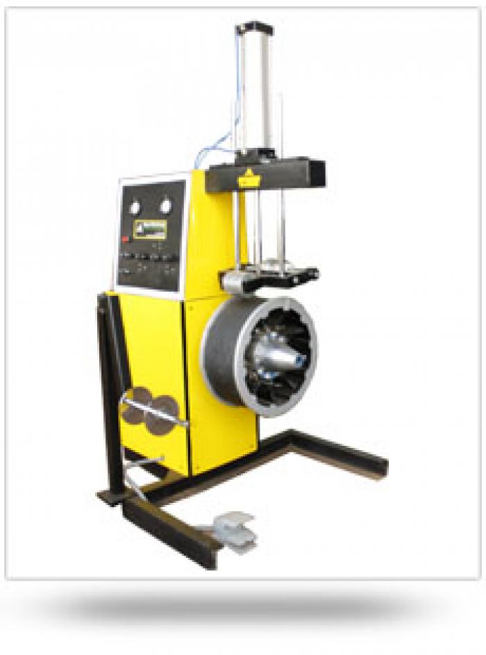 Tread Builder Machine